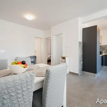 Apartment Tia Trogir
