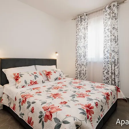 Tia Apartmán