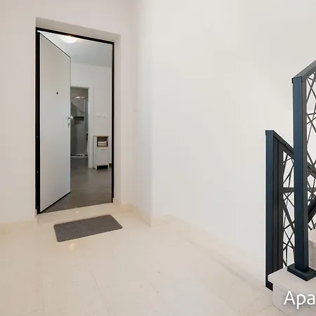 Tia Apartmán Trogir