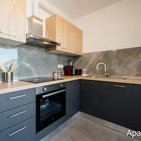 Tia Apartament *